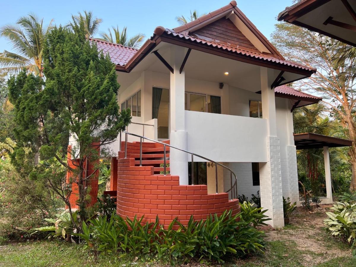 צ'ומפון Naisang Hostel מראה חיצוני תמונה