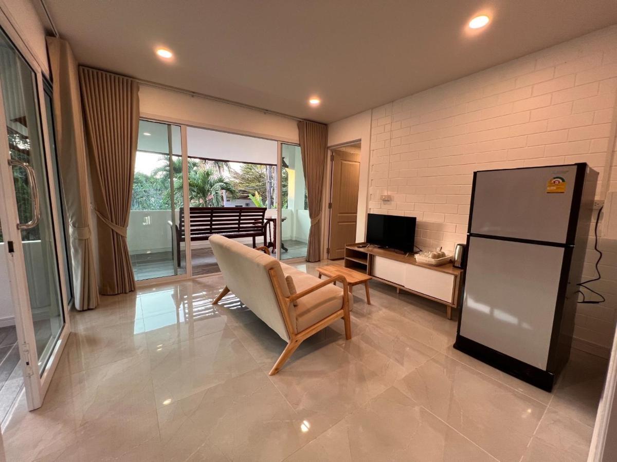 צ'ומפון Naisang Hostel מראה חיצוני תמונה