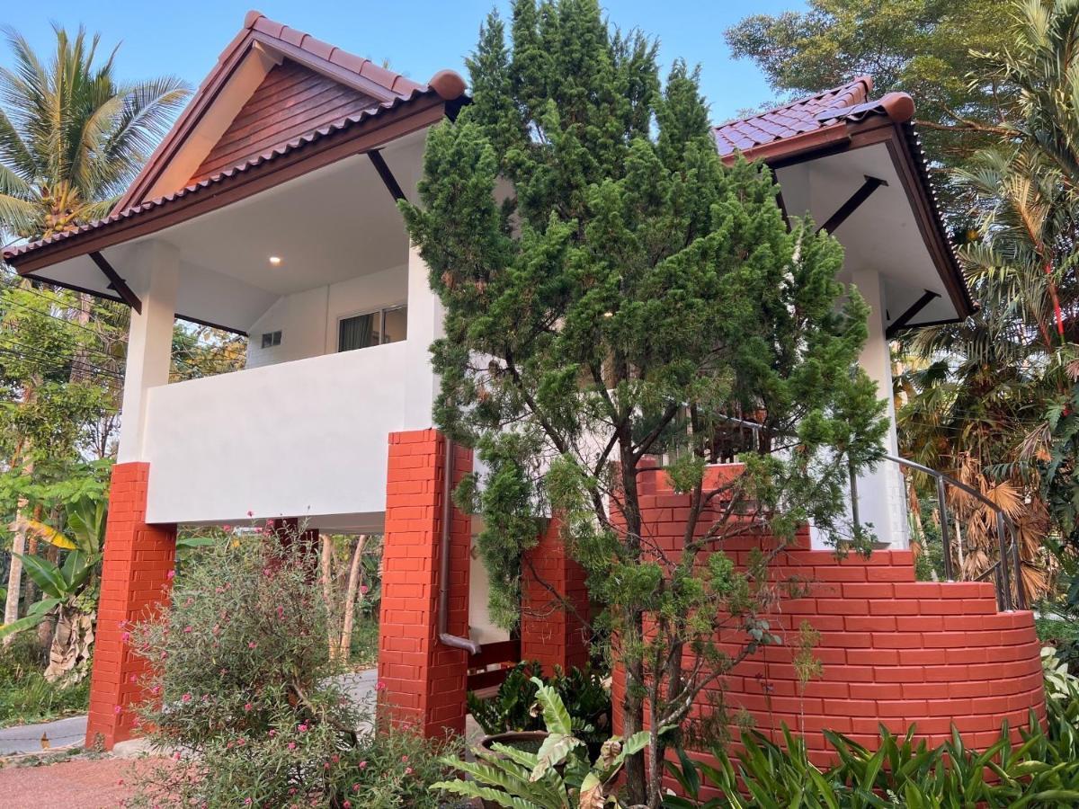 צ'ומפון Naisang Hostel מראה חיצוני תמונה