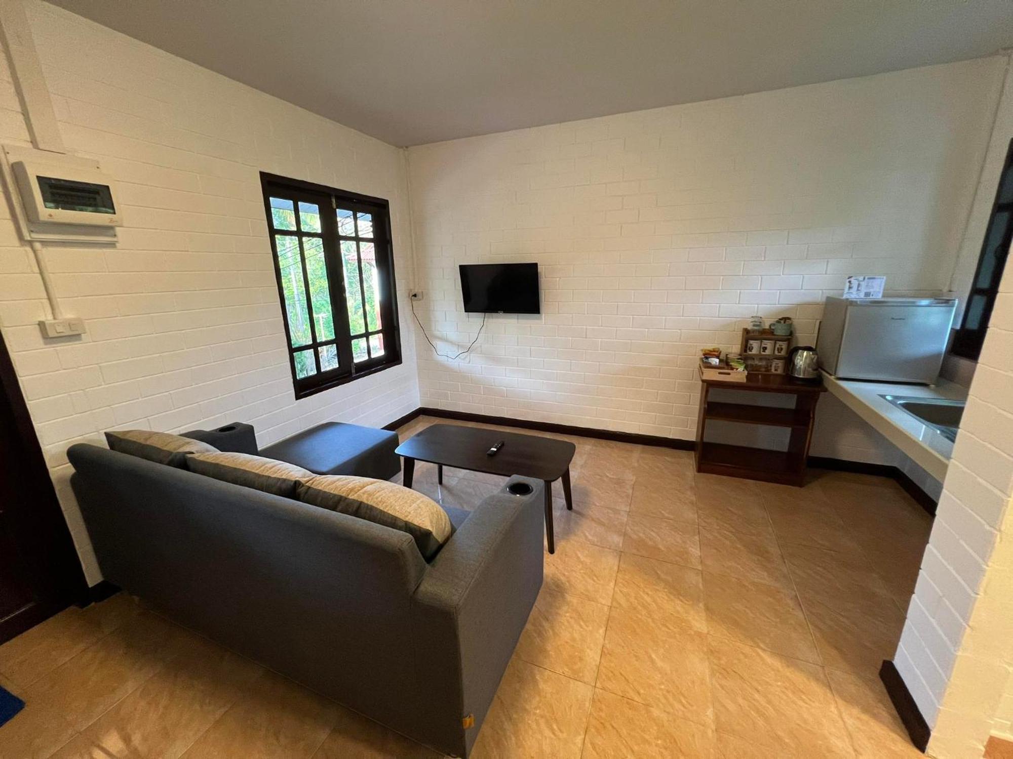 צ'ומפון Naisang Hostel מראה חיצוני תמונה